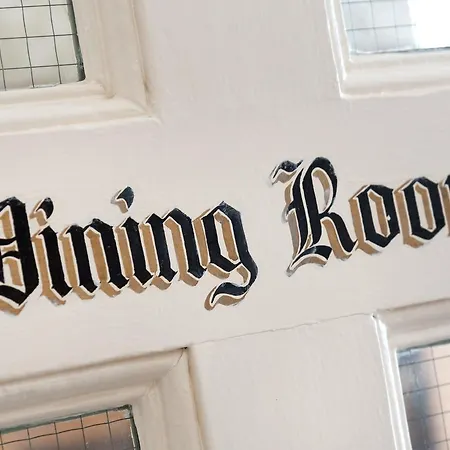 Penzion Acorn House 4*